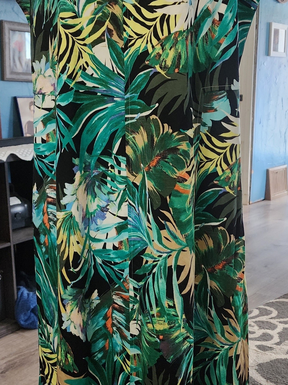 Chico's Black Maxi Skirt with Green Tropical Leaf Print Sz 2 (L) - Picture 2 of 6